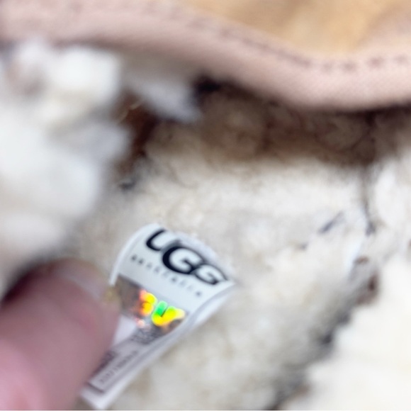 UGG Bettey Shearling Lined Clogs - Picture 8 of 10